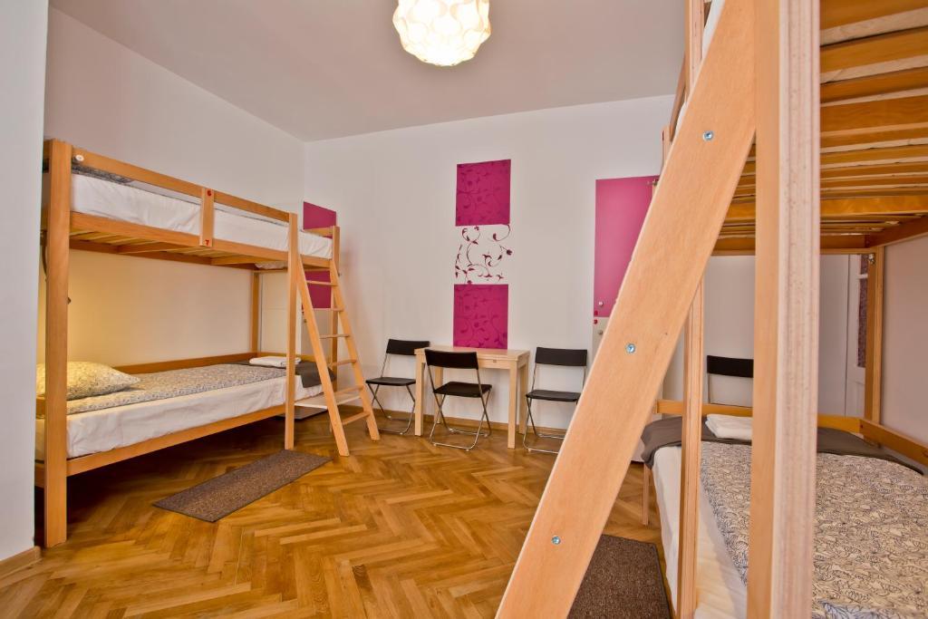 Centrum House Hostel Brasov Room photo